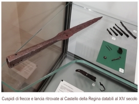 Castello Della Regina Cuspidi Frecce